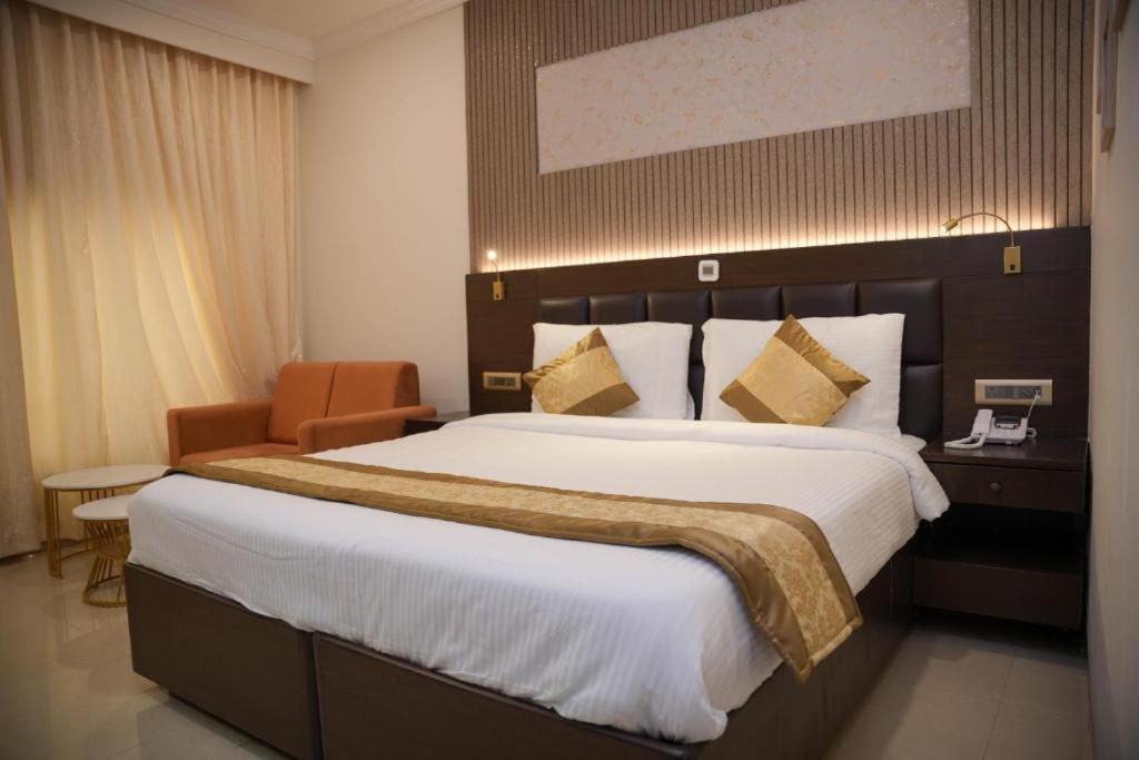 Hotel Vijaydeep Place Near Delhi Airport New Delhi Exterior photo