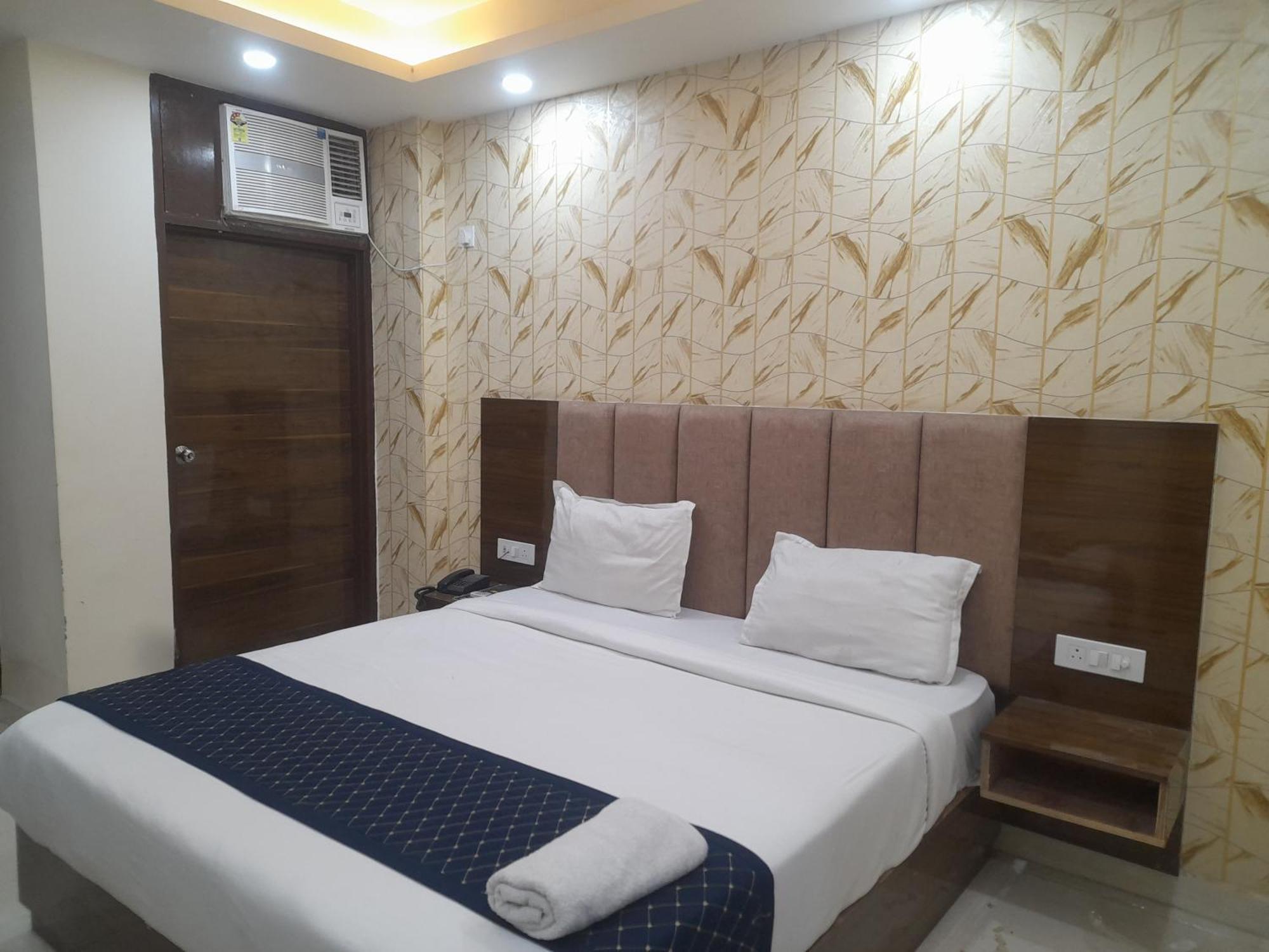 Hotel Vijaydeep Place Near Delhi Airport New Delhi Exterior photo