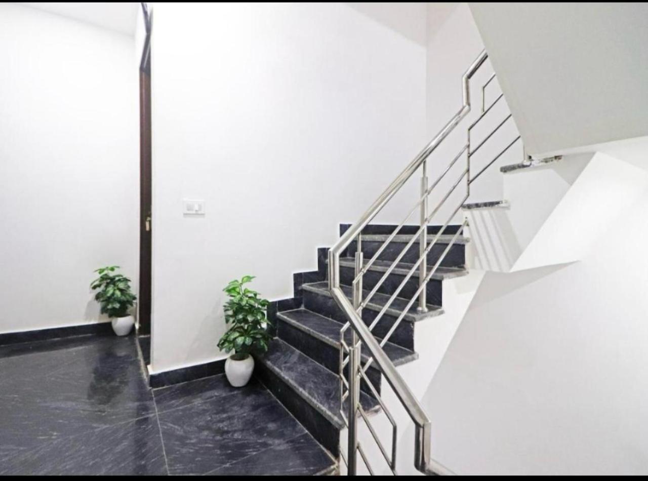 Hotel Vijaydeep Place Near Delhi Airport New Delhi Exterior photo