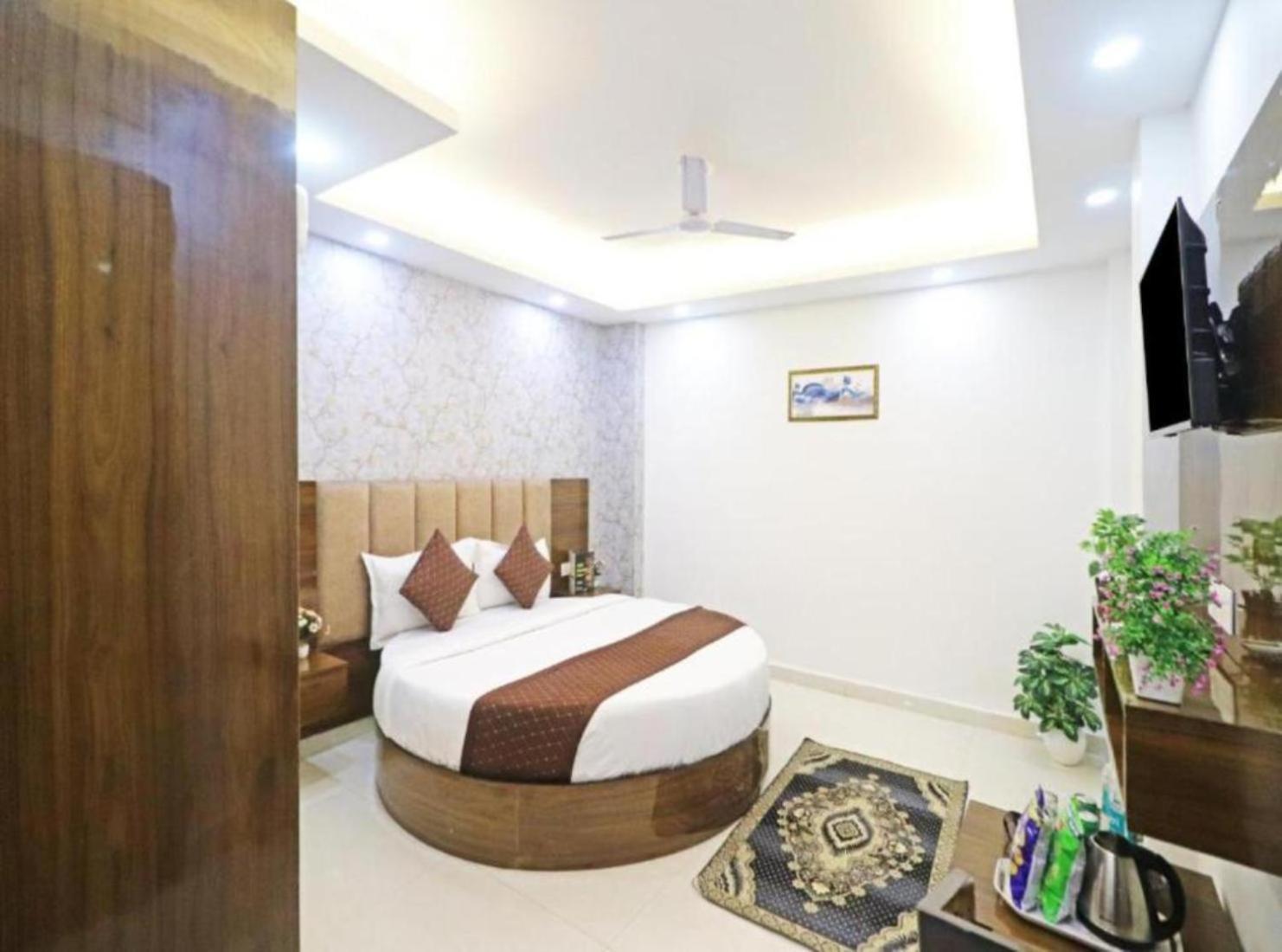 Hotel Vijaydeep Place Near Delhi Airport New Delhi Exterior photo